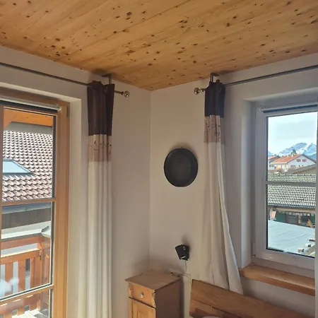 Haus Sunnawind شقة فوالغو